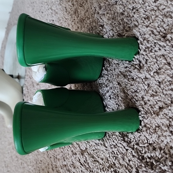 Steve Madden Bristal slip on green platform shoes-6 - Picture 5 of 11
